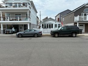 77 Pennsylvania Avenue, Long Beach NY 11561