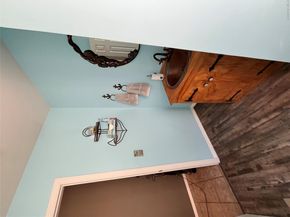 136 Elizabeth Way, Ridge NY 11961