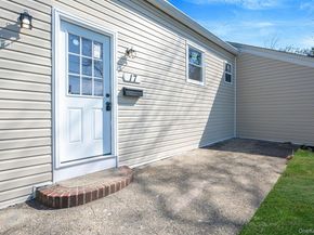 17 Riverside Street, Amityville NY 11701