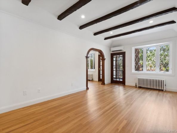 64-23 Alderton Street PH, Rego Park NY 11374