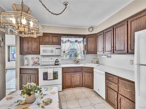 70 Martin Road N, Bethpage NY 11714