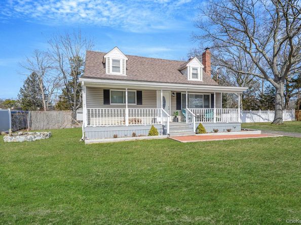 67 Pentmoor Drive, Mastic NY 11950