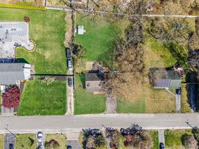 67 Pentmoor Drive, Mastic NY 11950