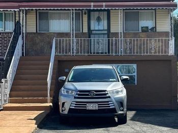 318 Beach 42nd Street