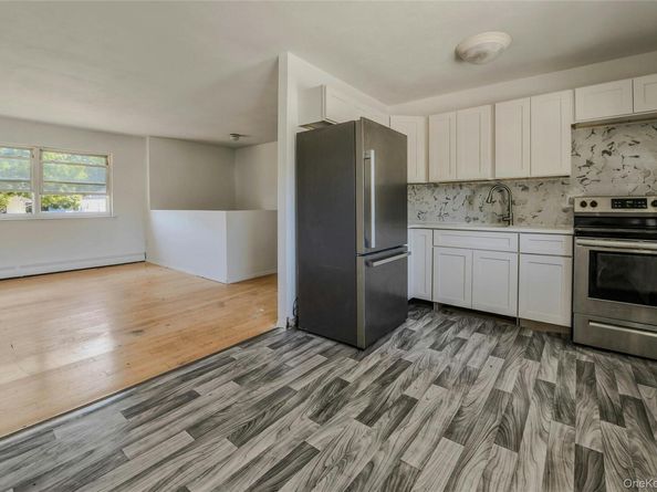 4 Beechwood Drive, Shirley NY 11967