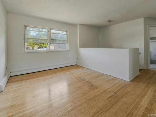 4 Beechwood Drive, Shirley NY 11967