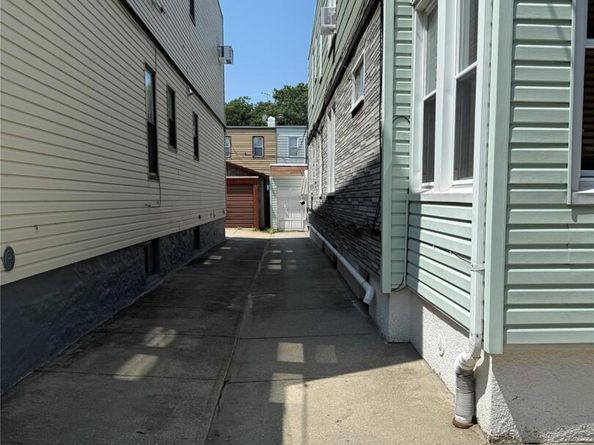 7820 73rd Place, Glendale NY 11385
