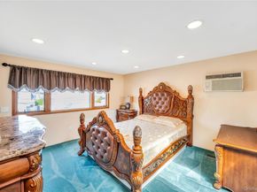 54 Briggs Street, Hicksville NY 11801