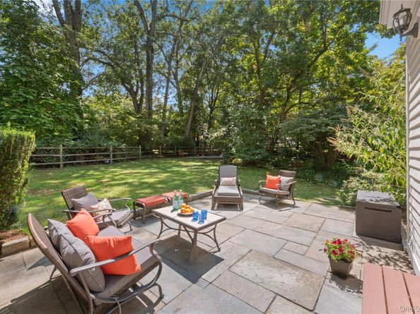 59 Crest Road, Chappaqua NY 10514
