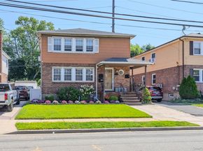 375 Cochran Place, Valley Stream NY 11581