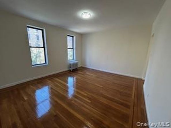 83-52 Talbot Street 3G, Kew Gardens NY 11415