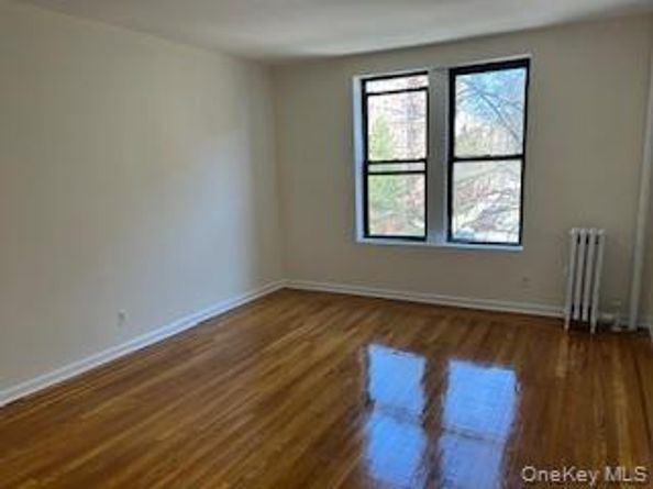 83-52 Talbot Street 3G, Kew Gardens NY 11415