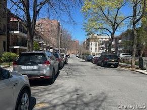 83-52 Talbot Street 3G, Kew Gardens NY 11415