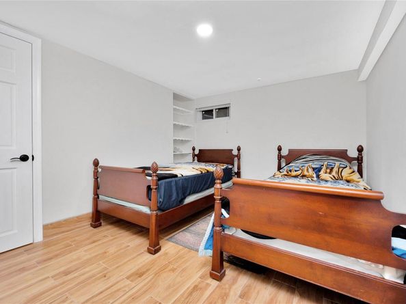 1013 SOUTH END Avenue, Woodmere NY 11598