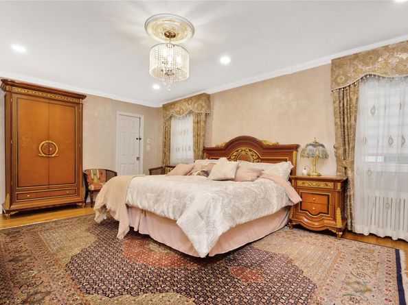 1013 SOUTH END Avenue, Woodmere NY 11598
