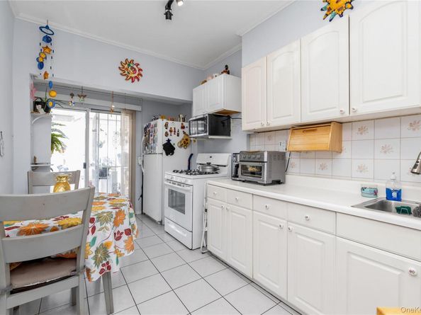 59-06 59 Drive, Maspeth NY 11378