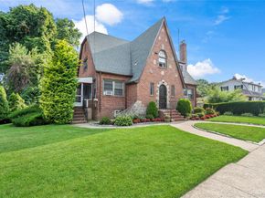 68 Fir Street, Valley Stream NY 11580