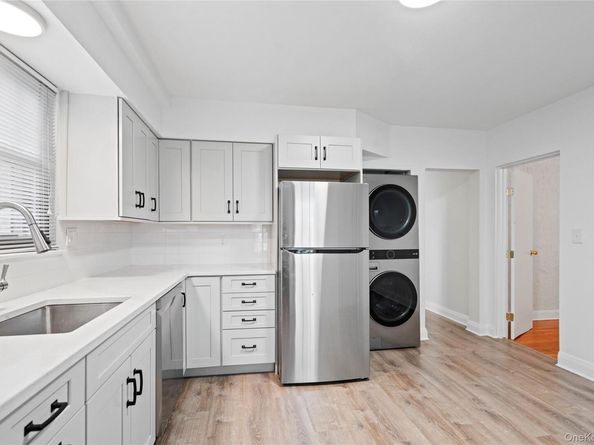 68 Fir Street, Valley Stream NY 11580