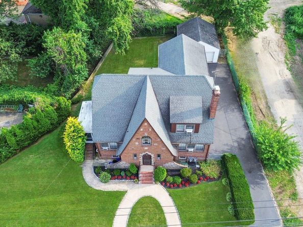 68 Fir Street, Valley Stream NY 11580