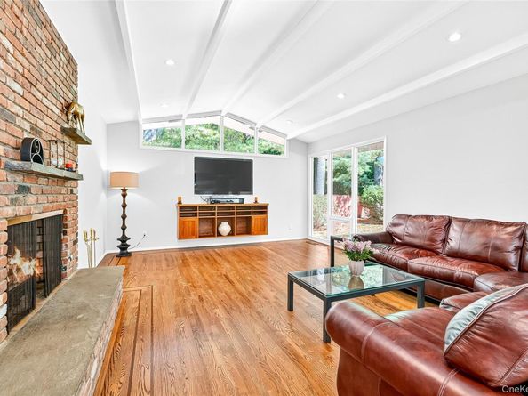 10 Barnaby Lane, Hartsdale NY 10530