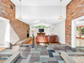 10 Barnaby Lane, Hartsdale NY 10530
