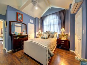 997 Glen Drive, Franklin Square NY 11010