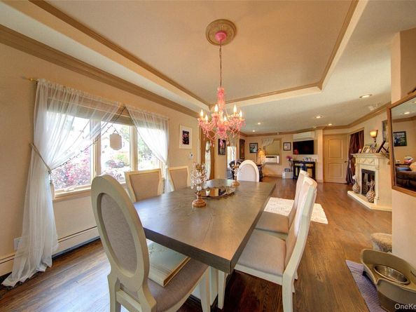 997 Glen Drive, Franklin Square NY 11010
