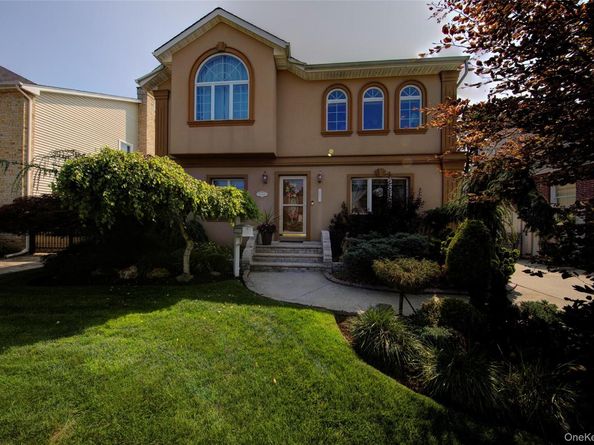997 Glen Drive, Franklin Square NY 11010