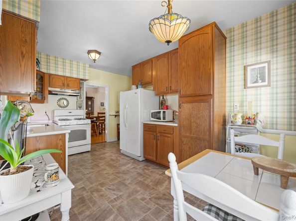 33-09 Parsons Boulevard, Flushing NY 11354
