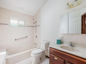 13 Pebble Lane, Huntington Station NY 11746