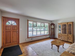 13 Pebble Lane, Huntington Station NY 11746