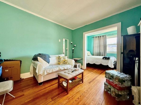 6911 58th Road, Maspeth NY 11378