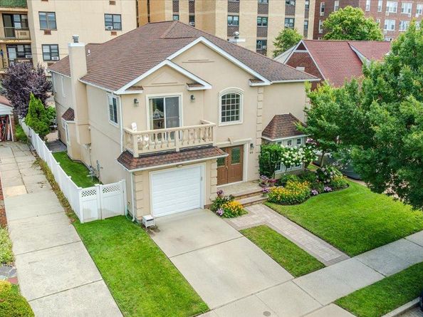40 E Penn Street, Long Beach NY 11561