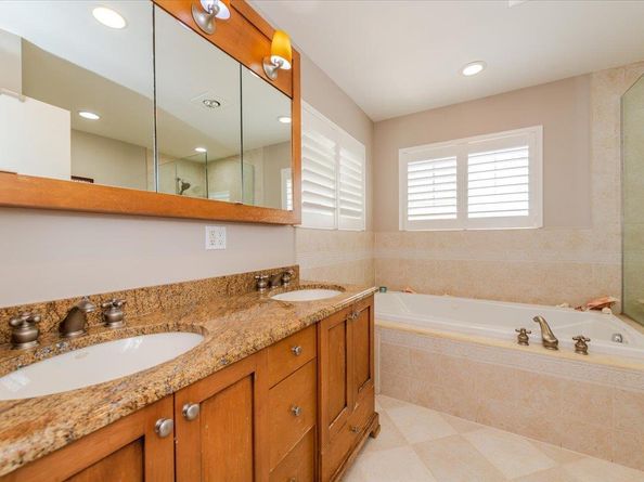 40 E Penn Street, Long Beach NY 11561