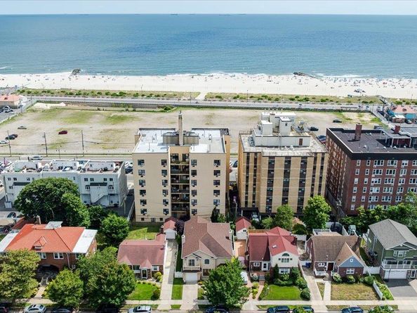 40 E Penn Street, Long Beach NY 11561
