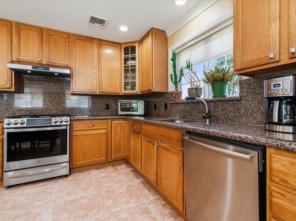 40 E Penn Street, Long Beach NY 11561