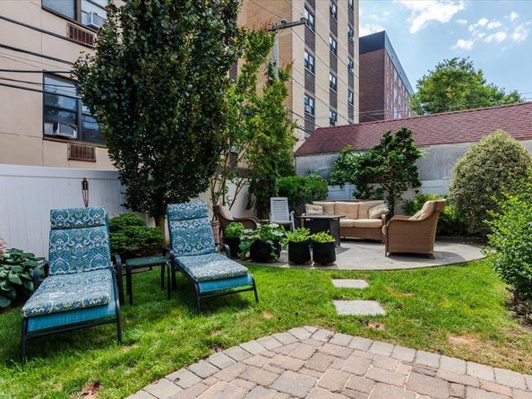 40 E Penn Street, Long Beach NY 11561