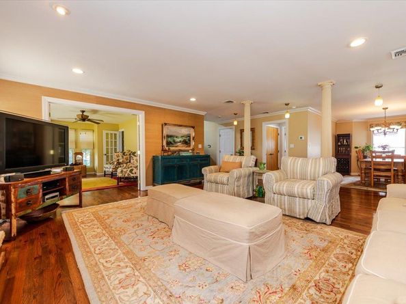 40 E Penn Street, Long Beach NY 11561