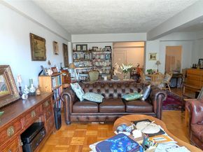 63-33 98 Place 3E, Rego Park NY 11374