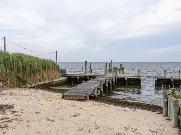 53 Clearwater Avenue, Massapequa NY 11758