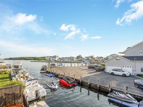 909 Pacific Street, Lindenhurst NY 11757