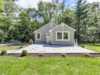 1527 Sylvan Road