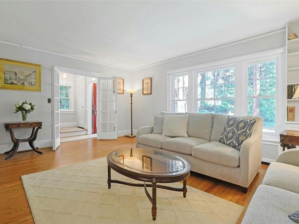 26 Kings Court, Chappaqua NY 10514