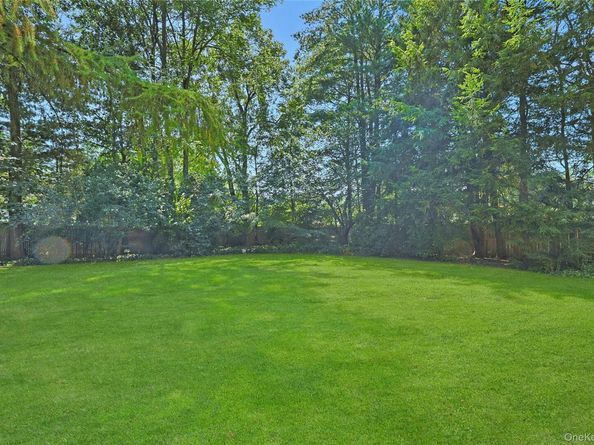 26 Kings Court, Chappaqua NY 10514