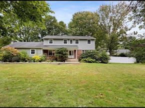 240 Plainview Road, Woodbury NY 11797