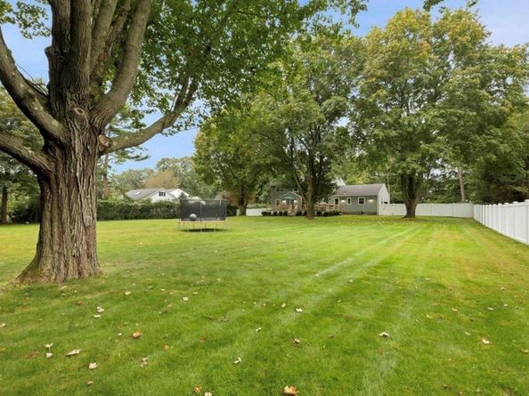 240 Plainview Road, Woodbury NY 11797