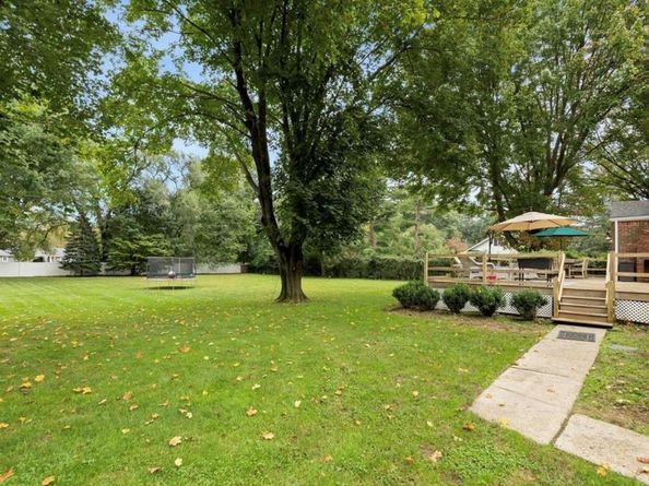 240 Plainview Road, Woodbury NY 11797