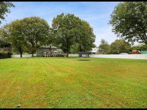 240 Plainview Road, Woodbury NY 11797