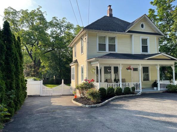 73 S Bedford Road, Chappaqua NY 10514
