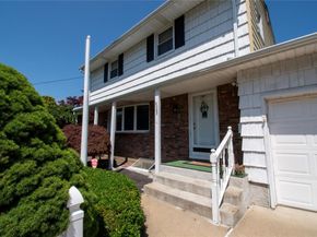 2083 Elm Place, Merrick NY 11566